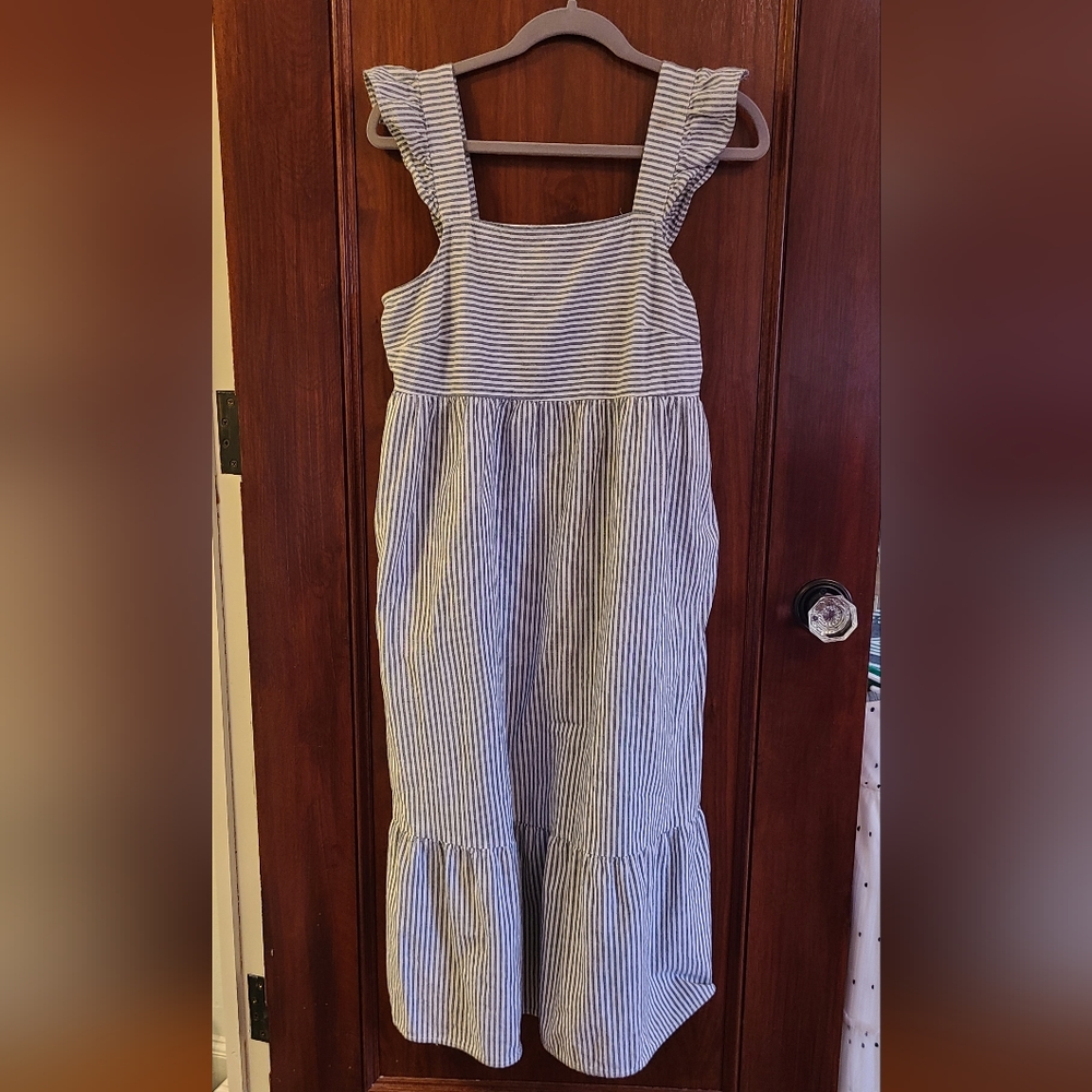 Size medium, Universal Thread, Seersucker Dress